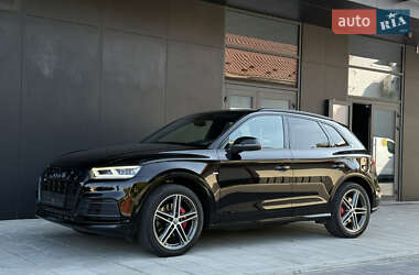 Внедорожник / Кроссовер Audi SQ5 2018 в 