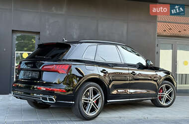 Внедорожник / Кроссовер Audi SQ5 2018 в 