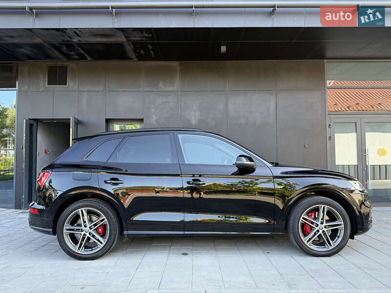 Внедорожник / Кроссовер Audi SQ5 2018 в Львове