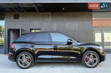 Внедорожник / Кроссовер Audi SQ5 2018 в 