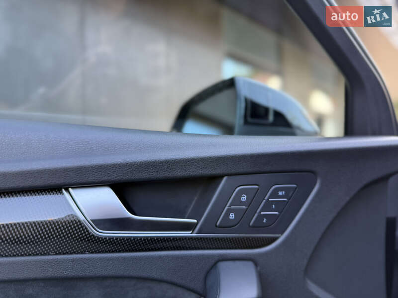 Внедорожник / Кроссовер Audi SQ5 2018 в Львове