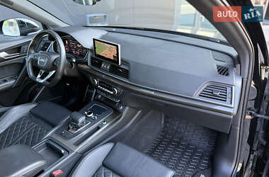Внедорожник / Кроссовер Audi SQ5 2018 в 