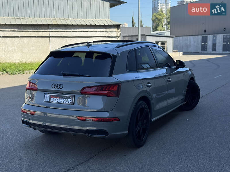 Внедорожник / Кроссовер Audi SQ5 2019 в Киеве