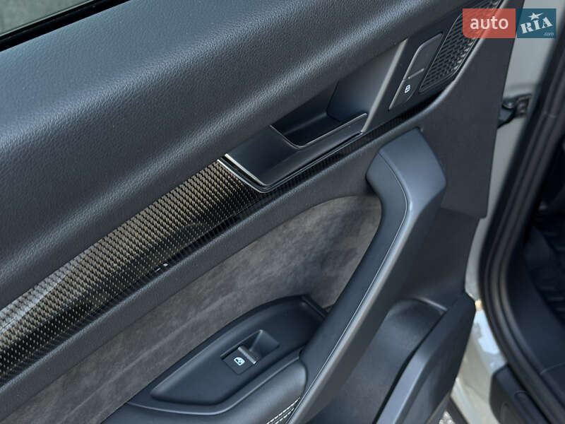 Внедорожник / Кроссовер Audi SQ5 2019 в Киеве