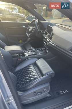 Внедорожник / Кроссовер Audi SQ5 2019 в 