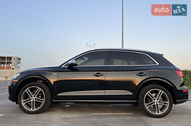 Внедорожник / Кроссовер Audi SQ5 2018 в 