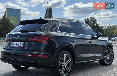 Внедорожник / Кроссовер Audi SQ5 2018 в 