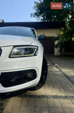 Внедорожник / Кроссовер Audi SQ5 2013 в 