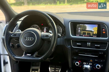 Внедорожник / Кроссовер Audi SQ5 2013 в 