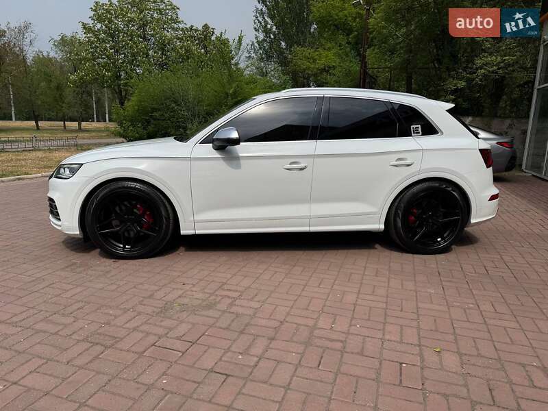 Позашляховик / Кросовер Audi SQ5 2018 в Києві фото 3 Позашляховик / Кросовер Audi SQ5 2018 в Києві