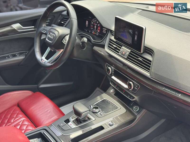 Позашляховик / Кросовер Audi SQ5 2018 в Києві фото 10 Позашляховик / Кросовер Audi SQ5 2018 в Києві
