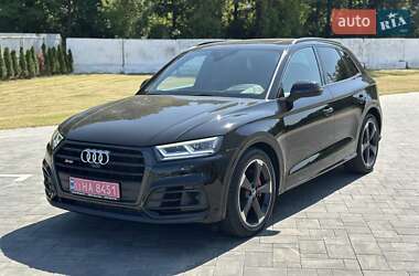 Внедорожник / Кроссовер Audi SQ5 2018 в 