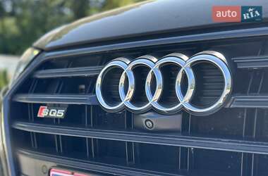 Внедорожник / Кроссовер Audi SQ5 2018 в 