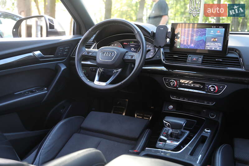 Внедорожник / Кроссовер Audi SQ5 2022 в Харькове