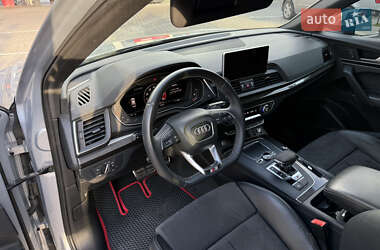 Внедорожник / Кроссовер Audi SQ5 2018 в 