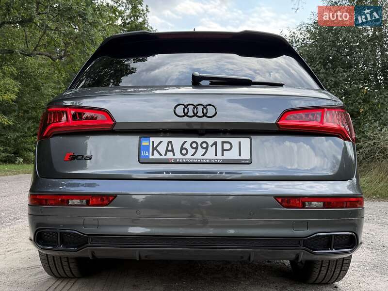 Внедорожник / Кроссовер Audi SQ5 2018 в Киеве