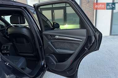 Внедорожник / Кроссовер Audi SQ5 2020 в 