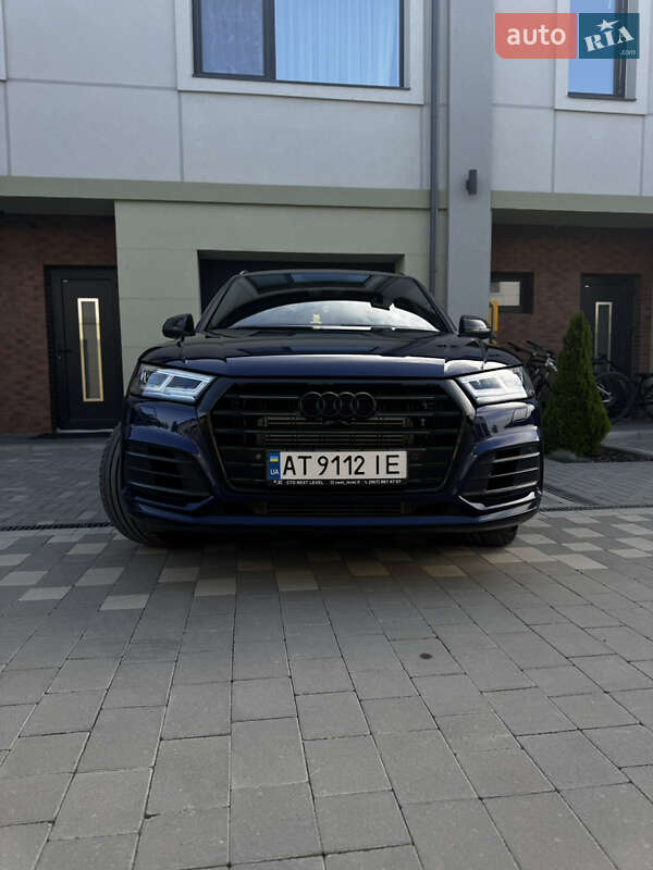 Внедорожник / Кроссовер Audi SQ5 2017 в Ивано-Франковске