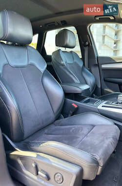 Внедорожник / Кроссовер Audi SQ5 2018 в Киеве