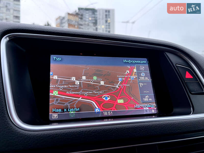 Внедорожник / Кроссовер Audi SQ5 2013 в Киеве