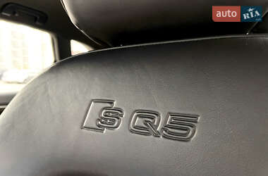Внедорожник / Кроссовер Audi SQ5 2013 в 