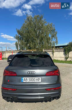 Позашляховик / Кросовер Audi SQ5 2017 в 