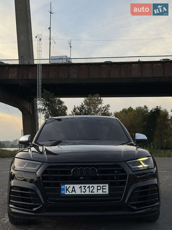 Внедорожник / Кроссовер Audi SQ5 2017 в Киеве