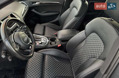 Внедорожник / Кроссовер Audi SQ5 2015 в 