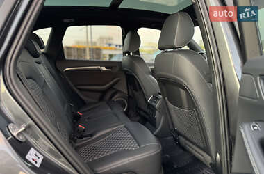 Внедорожник / Кроссовер Audi SQ5 2015 в 