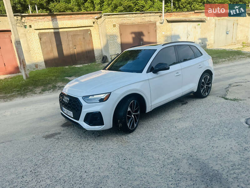 Внедорожник / Кроссовер Audi SQ5 2020 в Сумах