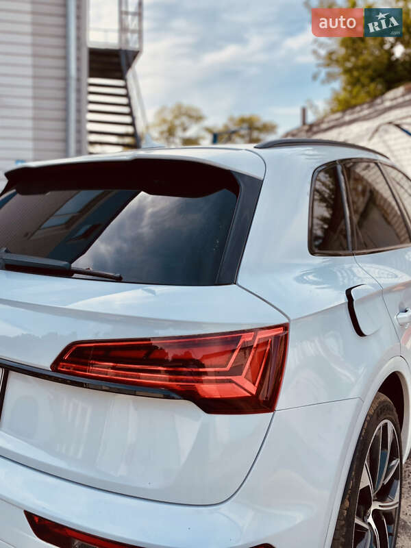 Внедорожник / Кроссовер Audi SQ5 2020 в Сумах