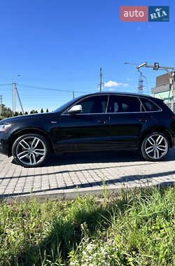 Внедорожник / Кроссовер Audi SQ5 2014 в 