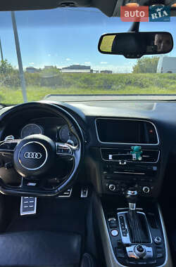 Внедорожник / Кроссовер Audi SQ5 2014 в 