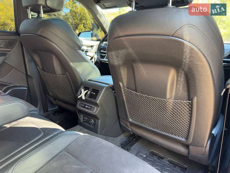 Позашляховик / Кросовер Audi SQ5 2019 в Кременчуці фото 67 Позашляховик / Кросовер Audi SQ5 2019 в Кременчуці
