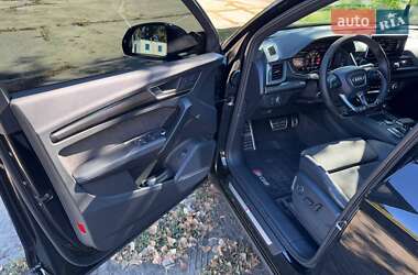 Внедорожник / Кроссовер Audi SQ5 2019 в 
