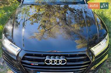 Внедорожник / Кроссовер Audi SQ5 2019 в 