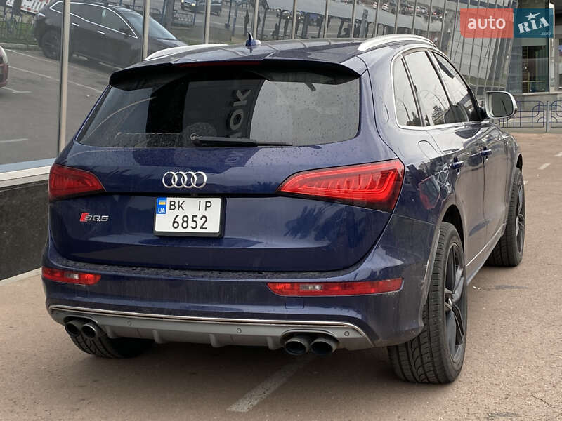 Внедорожник / Кроссовер Audi SQ5 2013 в Киеве