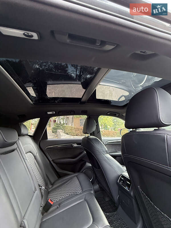 Внедорожник / Кроссовер Audi SQ5 2016 в Кропивницком
