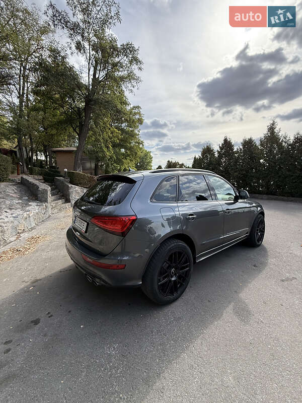Внедорожник / Кроссовер Audi SQ5 2016 в Кропивницком
