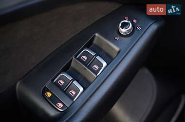 Внедорожник / Кроссовер Audi SQ5 2014 в 