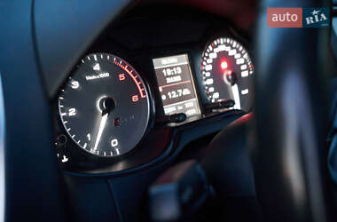 Внедорожник / Кроссовер Audi SQ5 2014 в 