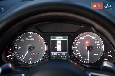 Внедорожник / Кроссовер Audi SQ5 2014 в 