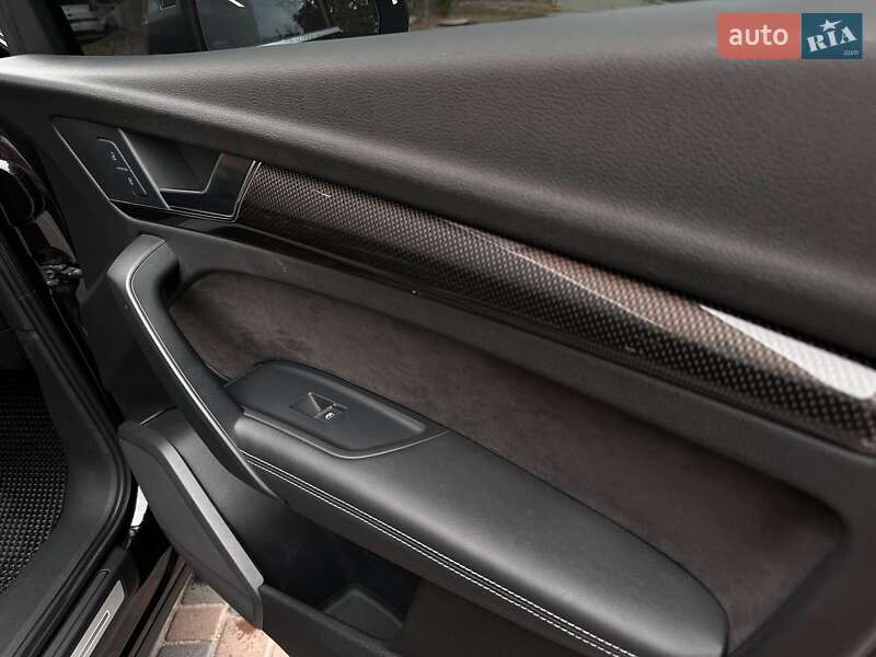 Внедорожник / Кроссовер Audi SQ5 2017 в Днепре