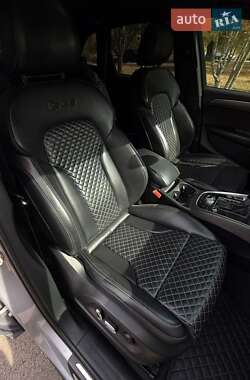 Внедорожник / Кроссовер Audi SQ5 2016 в 