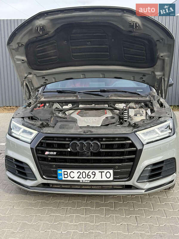 Внедорожник / Кроссовер Audi SQ5 2019 в Львове