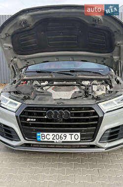 Внедорожник / Кроссовер Audi SQ5 2019 в 