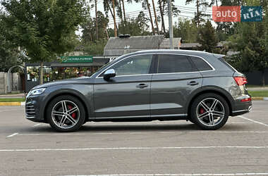 Внедорожник / Кроссовер Audi SQ5 2017 в 