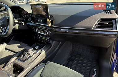 Внедорожник / Кроссовер Audi SQ5 2021 в 
