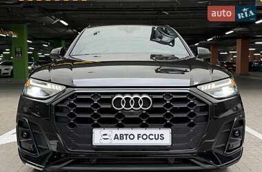 Внедорожник / Кроссовер Audi SQ5 2020 в 