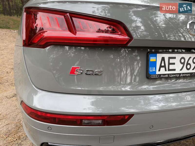 Внедорожник / Кроссовер Audi SQ5 2019 в Днепре